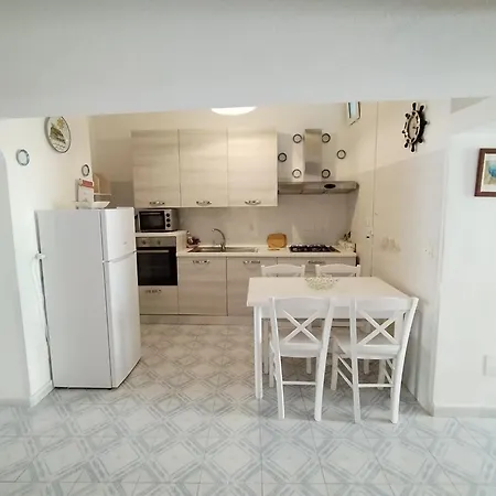 Apartment Ponte Romantic In The Historical Center And Near The Sea