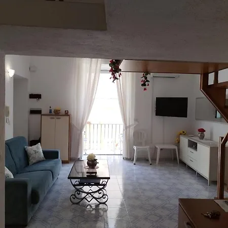 Ponte Romantic In The Historical Center And Near The Sea Apartment Ischia